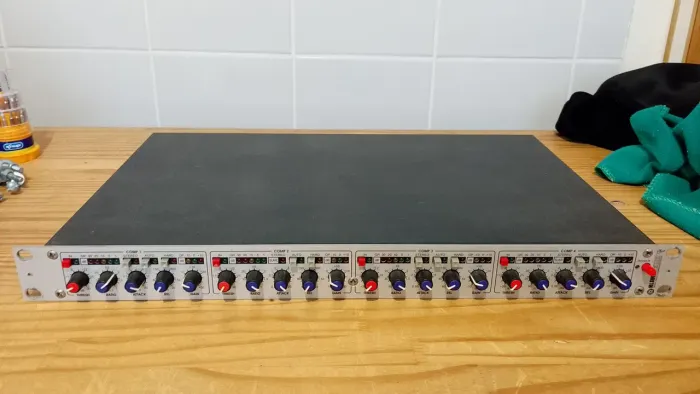 Compressor Klark Teknic DN 504 plus (terceira geração)