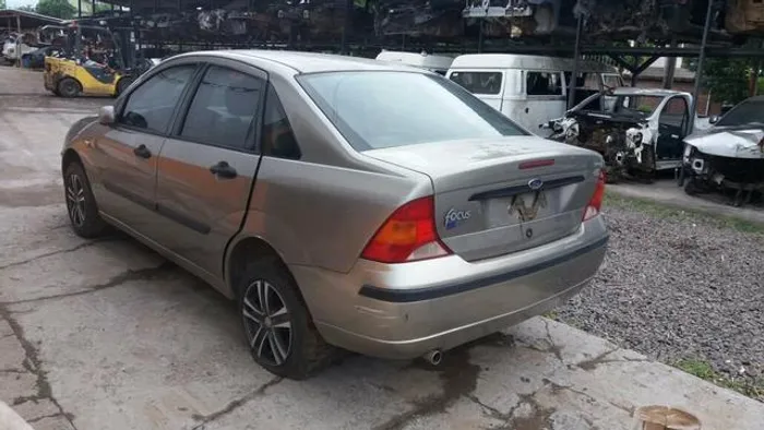 Peças focus 2.0 sedan