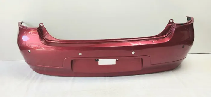 Parachoque nissan livina