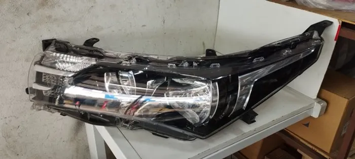 Farol Corolla 2014 2015