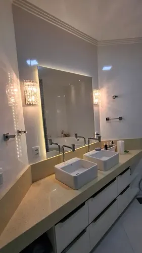 Os melhores espelhos estão aqui na lumina arte vidros e espelhos 