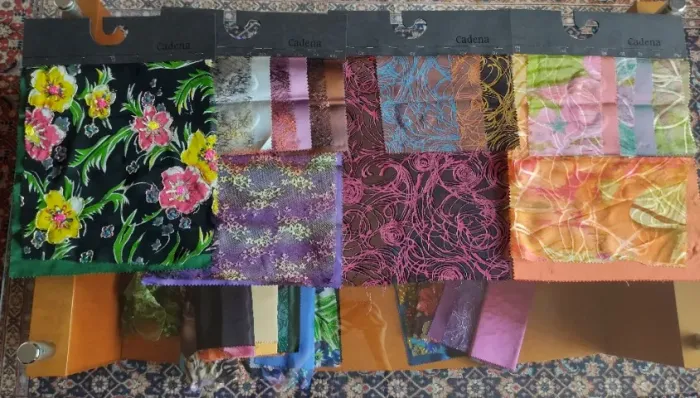 Amostras de tecidos italianos para decoração