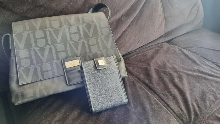 Bolsa Victor Hugo Preta Original