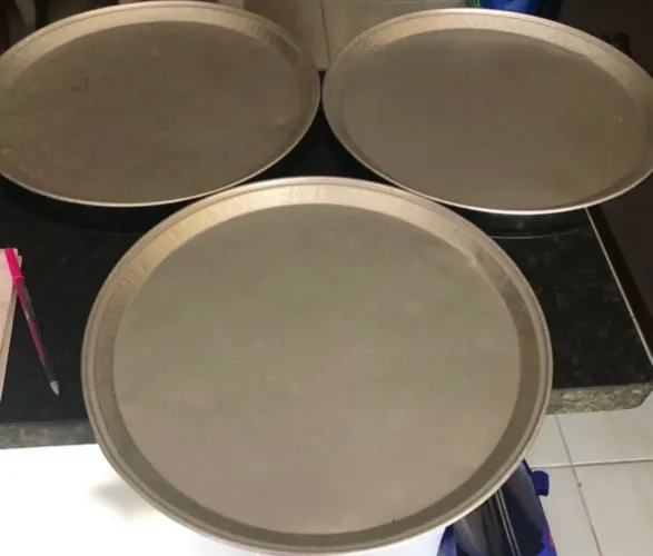 Trio de bandejas de alumínio