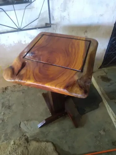 Mesa Rústica