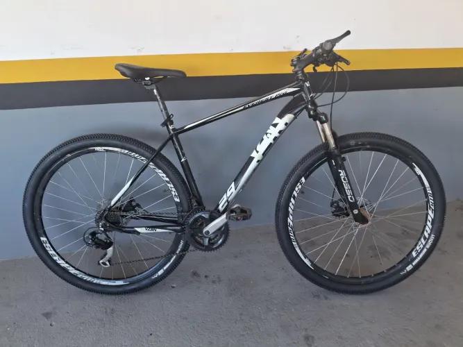 Bicicleta VZAN Everest Pro