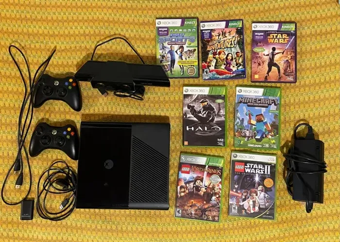 Console Xbox 360 SUPER SLIM 4gb + 200gb armazenamento, +Kinect, +10 jogos