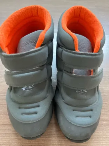 Tênis Bibi numeração 30 com luz de Led