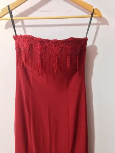 Vestido de Festa Vermelho usado um vez