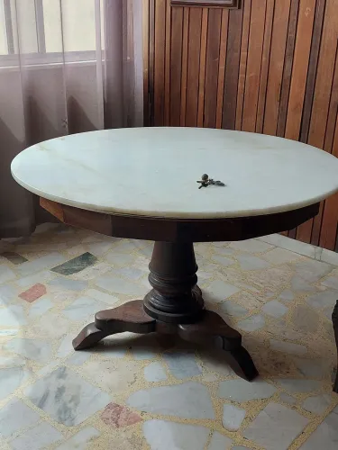 MESA JACARANDA MARMORE DONA MARIA 