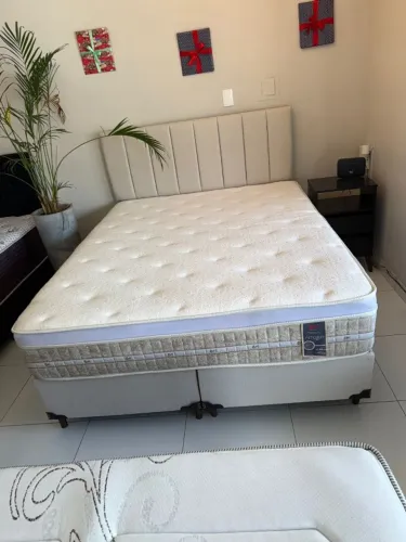 Cama box Queen CASTOR SEMINOVA - Entrego!