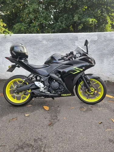 Yamaha R3