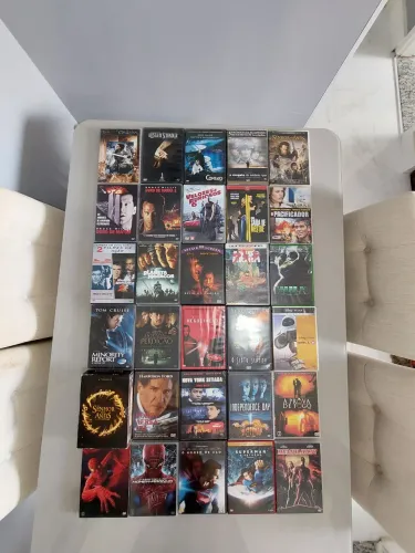 Dvds originais de shows e Filmes - Diversos Gêneros.