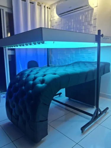 Vendo máquina de bronze nova conforte .