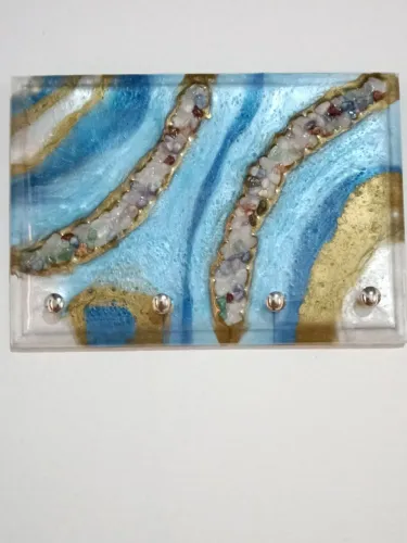 Porta Chaves Geodo Turquesa Puro Luxo Artesanal de Resina Pedras Naturais cristais 