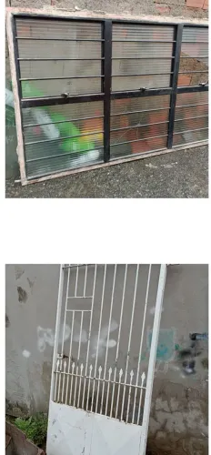 Vendo vitro e portão de ferro