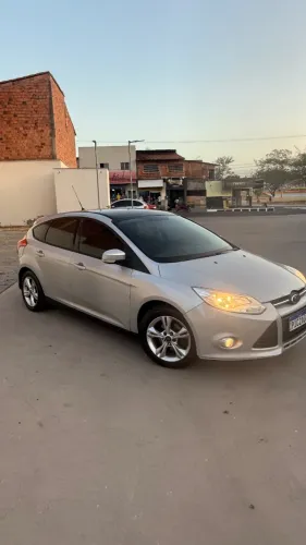 Ford Focus 1.6 S/1.6 SE Flex 16V 5P AUT 2015