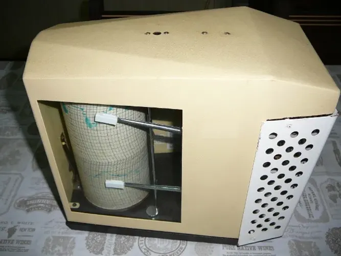 Termo higrômetro (umidade e temperatura) TZ L8 TD (Made in Poland)