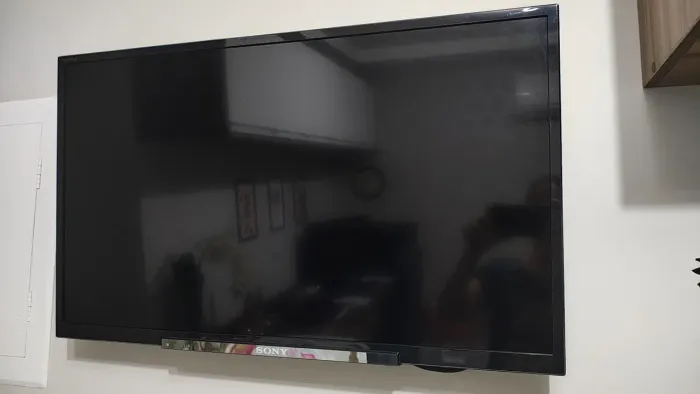 TV Sony 32" tela falhando