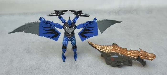 2 Brinquedos Hasbro 2013 Série Transformer