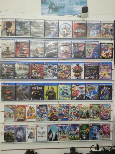 Jogos PS4 e outros
