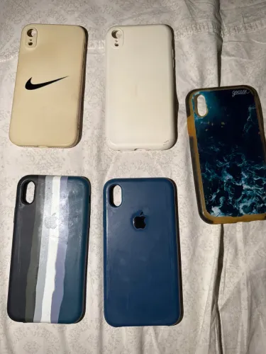 5 capinhas iphone XR