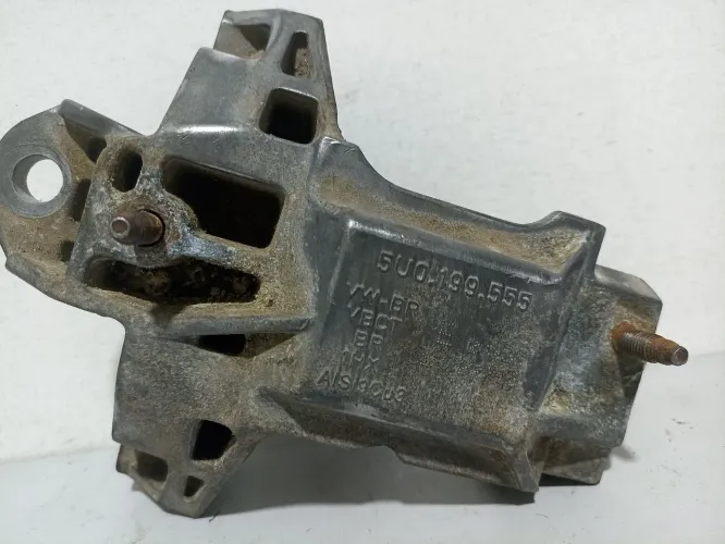 Suporte do coxim câmbio VW Gol Voyage Saveiro Fox Crossfox G5 G6 5UO199555 suporte d motor