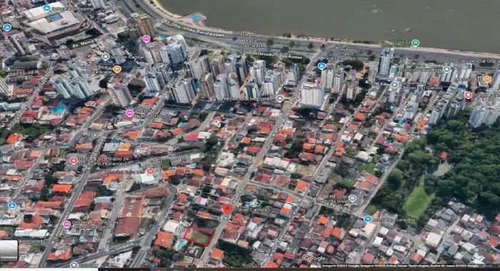 À venda | Terreno de 430 m² à venda, próximo à Beira Mar Norte, em Florianópolis/SC.