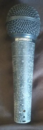 Microfone de Mão Vocal XM-8500 - Behringer 