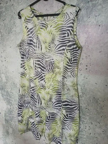 Vestido estampado animal print
