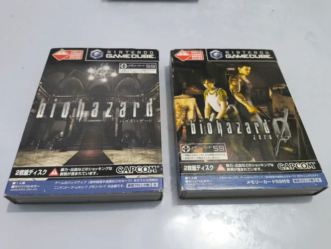 Lote de dois residents evil originais japoneses. Remake e zero.