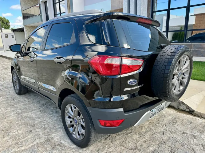 Ford Ecosport Freestyle 1.6 16V Flex 5P 2014