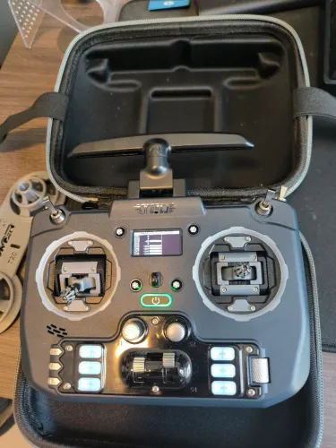 Rádio Jumper T20 ELRS 2.4GHS 