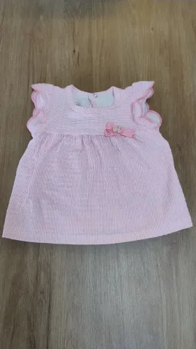 Blusinha rosa com pérolas linda Tam 6 meses
