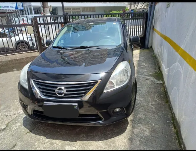 Nissan Versa SL 1.6 16V Flex Fuel 4P Mec. 2014