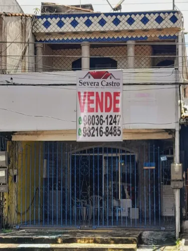 CASA NA PEDREIRA