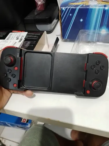 Controle para celular com gamepad