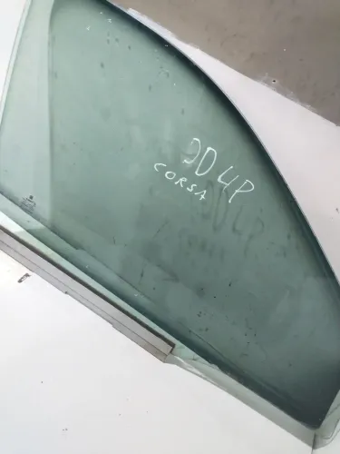 Vidro dianteiro direito gm/Corsa 98/00 4p