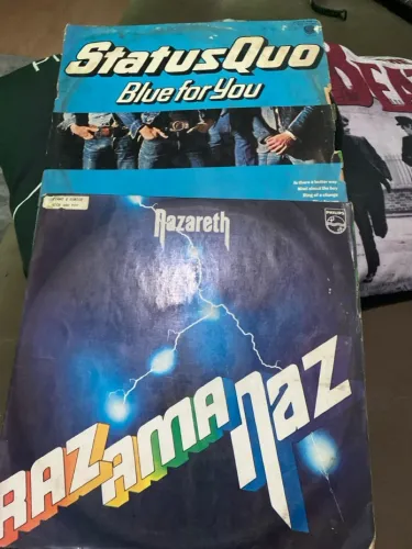 Discos de vinil Status Quo e Nazareth