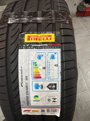 Pneu Pirelli Powergy 225/50R17