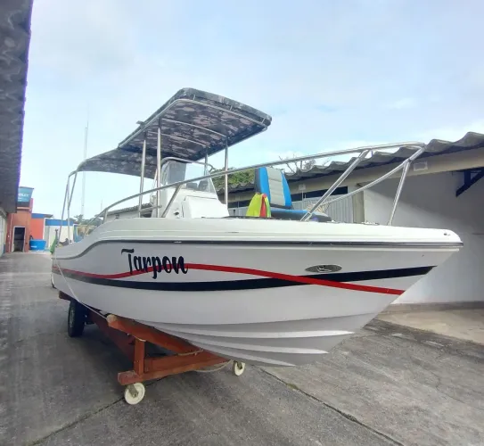 Lancha Alternativa 21.5 Pés Motor Mercury ProXS 2021 160 Horas