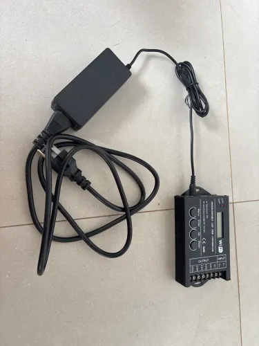 controlador de tempo programável para fitas de LED