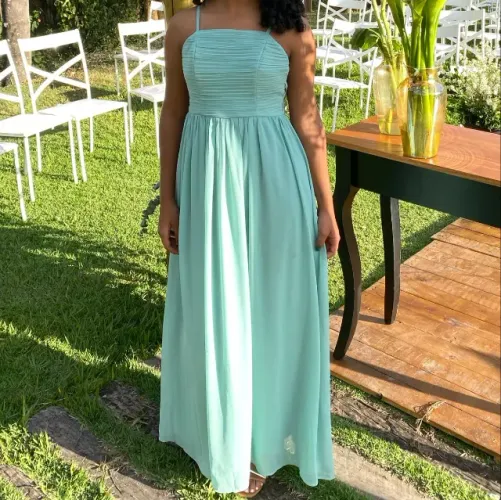 vestido verde menta chiffon