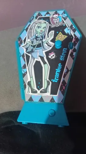 Mini Cofre Monster High Frankie Stein(fotos originais do produto, no estado)