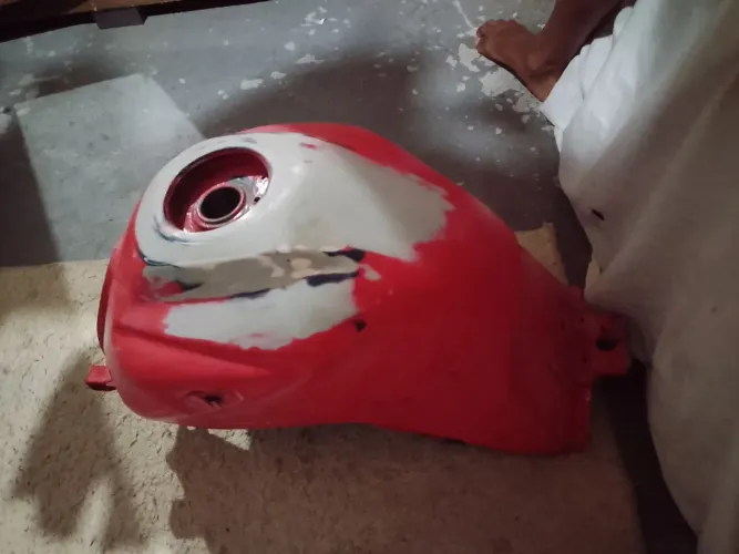 Tanque da 160 fan ou Titan só no ponto de pinturas
