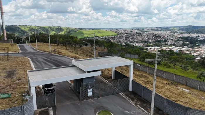 Lote de 360m² com Vista