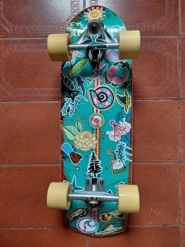 Skate Mormaii Decorado (ÓTIMO ESTADO) (USADO 2 VEZEZ)
