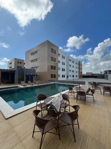 Aluga-se apartamento - segundo andar, com área de lazer completa e academia