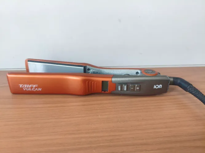 Prancha Taiff Vulcan (Linha Profissional)