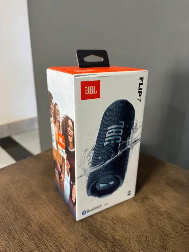 Caixa De Som Flip7 Bluetooth A Prova D'água 35w Azul Jbl